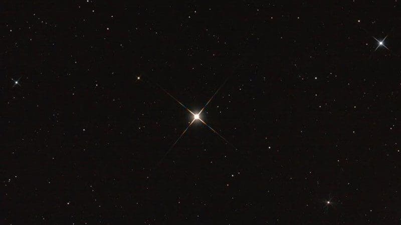 Sadalmelik Star, Alpha Aquarii
