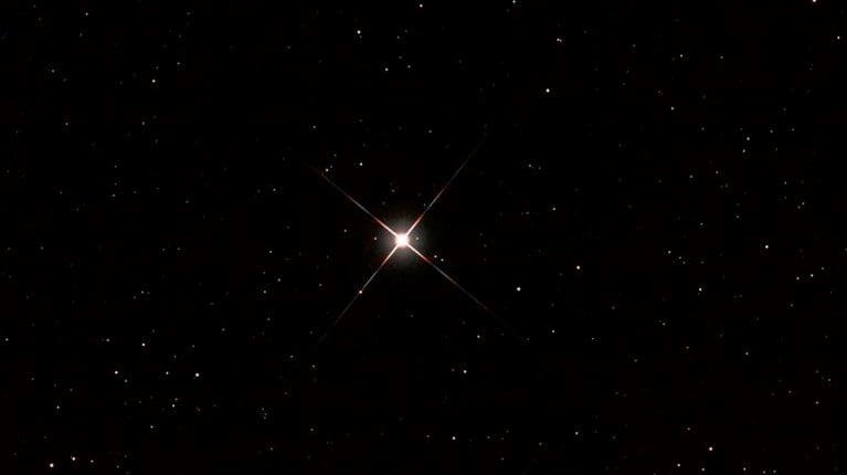 Sadalsuud Star, Beta Aquarii